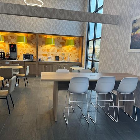 Days Inn & Suites By Wyndham Wausau Exteriér fotografie