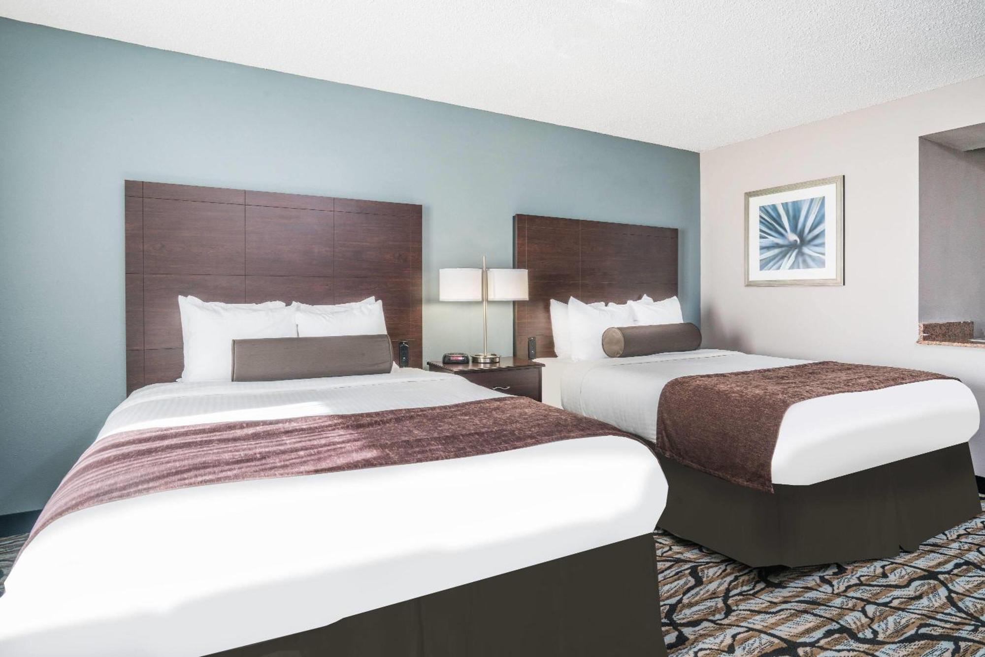 Days Inn & Suites By Wyndham Wausau Exteriér fotografie